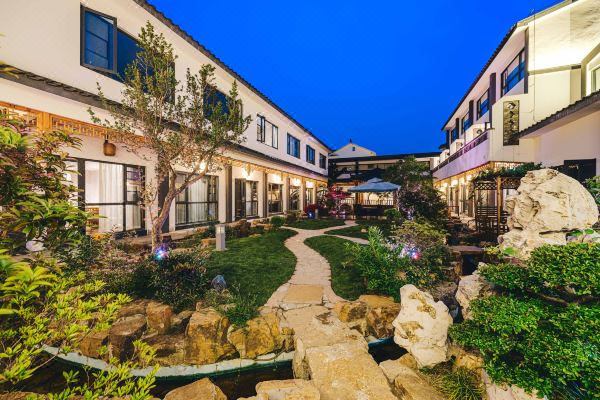 云和夜泊酒店(无锡灵山小镇拈花店)