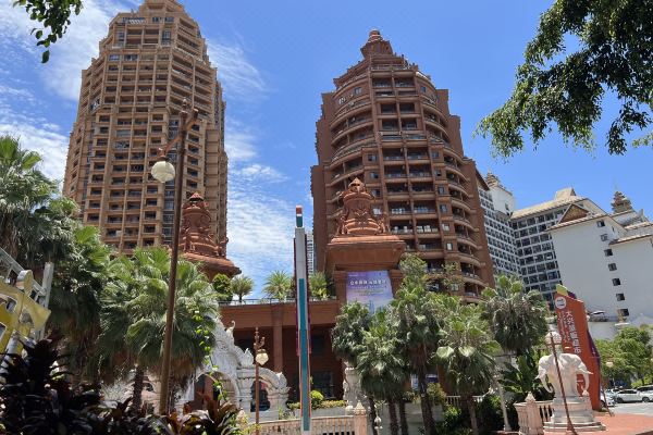 西双版纳天空城酒店(告庄星光夜市店)