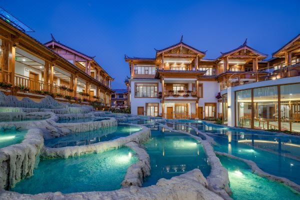 丽江花语水岸精品客栈