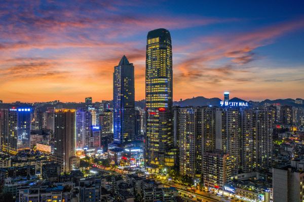 雲翼印象酒店(贵阳甲秀楼亨特国际店)